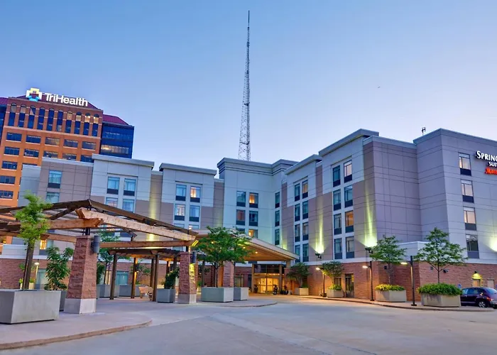 Top-Rated Hotels Close to Cincinnati University for Comfortable Accommodations